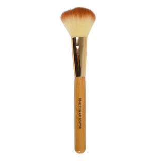 Face Contouring Brush No.06 (Dense, angled for sharp definition)