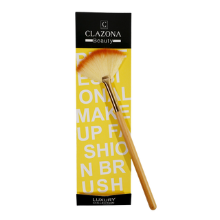 Fan Makeup Brush – Perfect for Highlighting & Finishing Touches (NO.10)