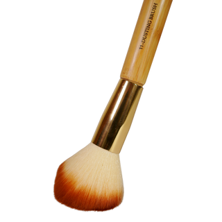 Dusting Brush No.11 (Large, fluffy for a light, airy finish)