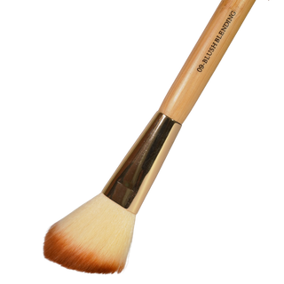 Blush Applicator No.08 (Fluffy & Rounded)